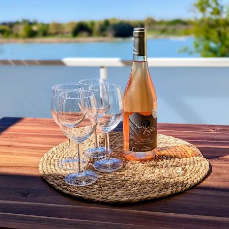 Lakeside Provence - Appartement 4 Etoiles Face Au Lac De Monteux Εξωτερικό φωτογραφία