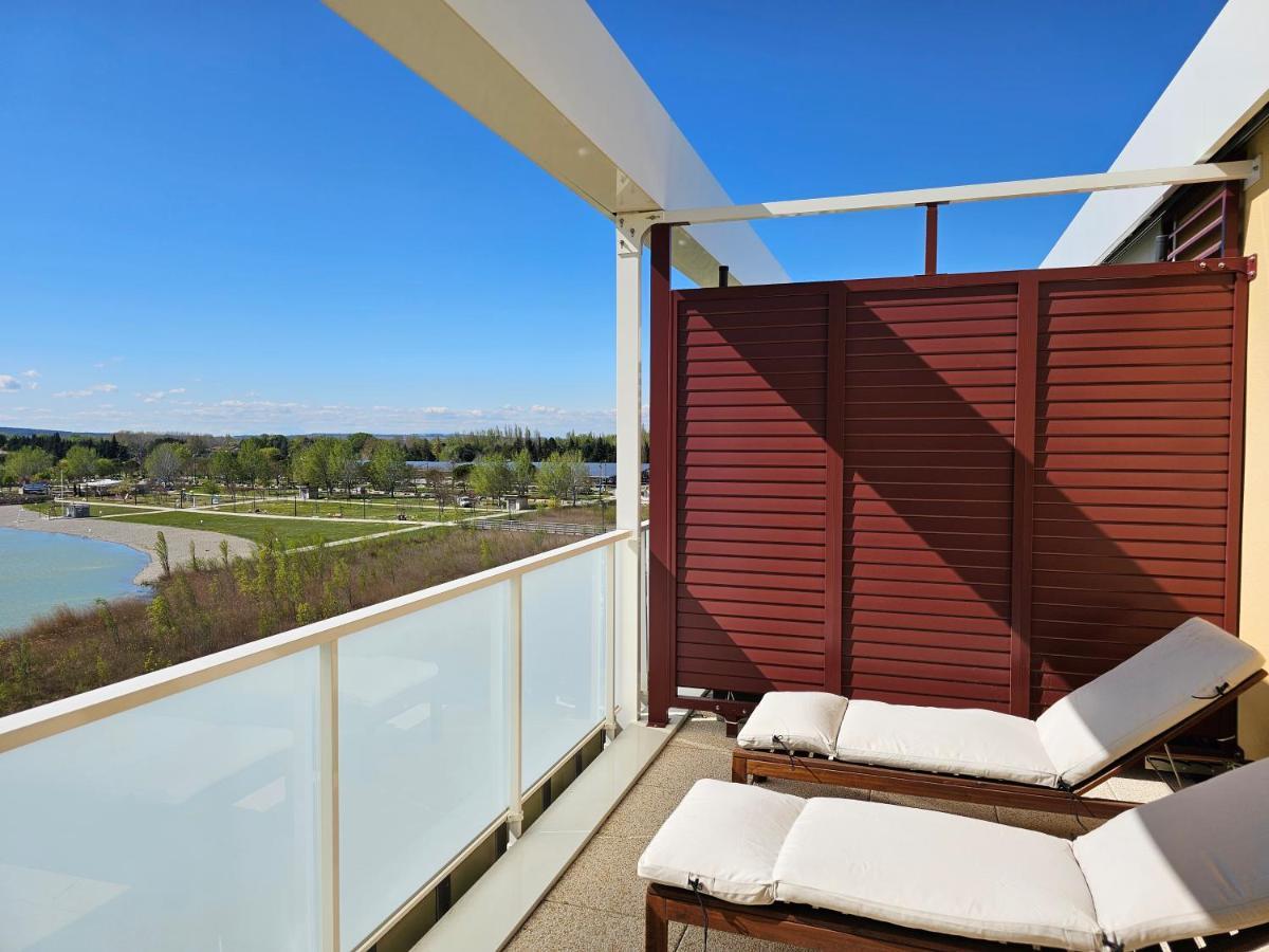 Lakeside Provence - Appartement 4 Etoiles Face Au Lac De Monteux Εξωτερικό φωτογραφία