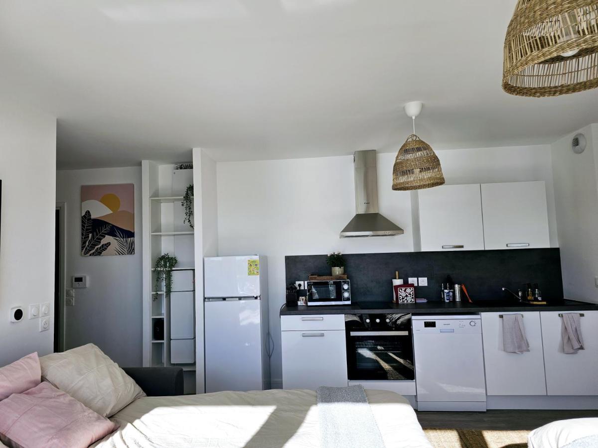 Lakeside Provence - Appartement 4 Etoiles Face Au Lac De Monteux Εξωτερικό φωτογραφία